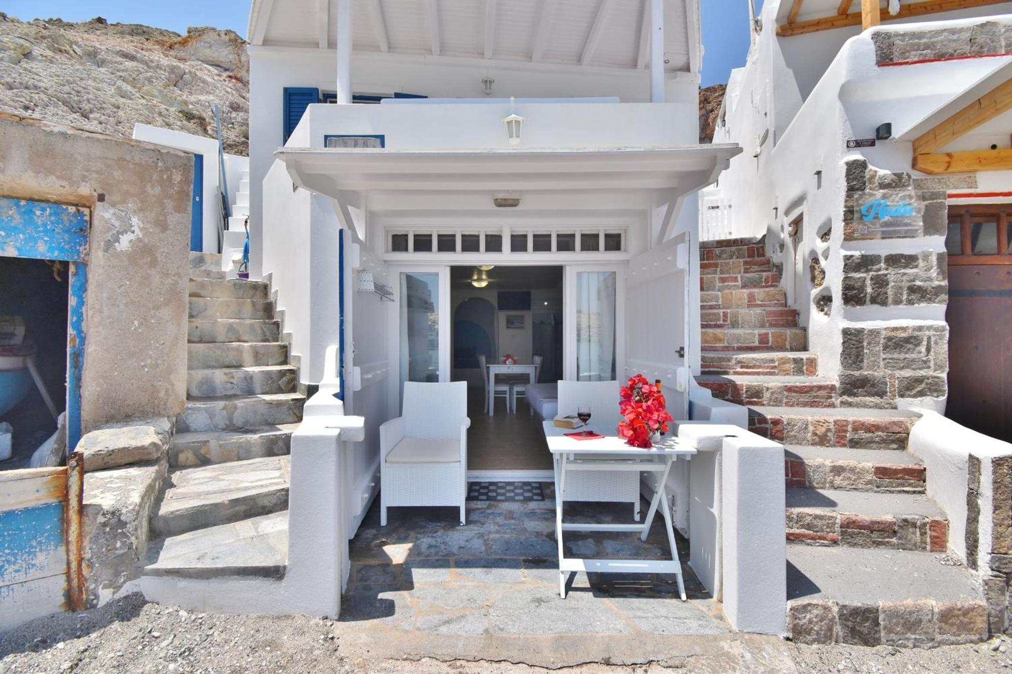 Blue Mare Apartments On The Beach Firopotamos Cameră foto