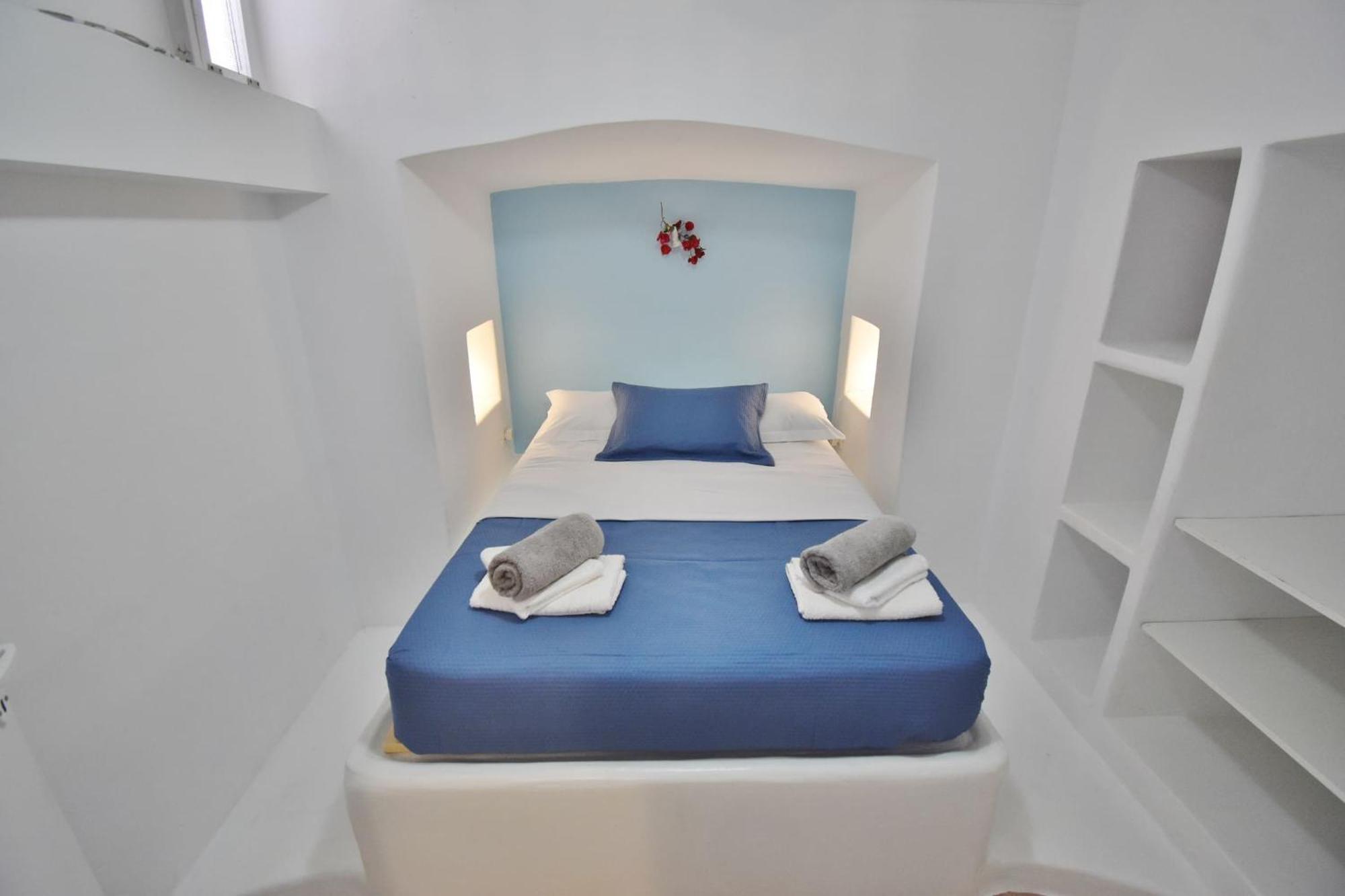 Blue Mare Apartments On The Beach Firopotamos Cameră foto