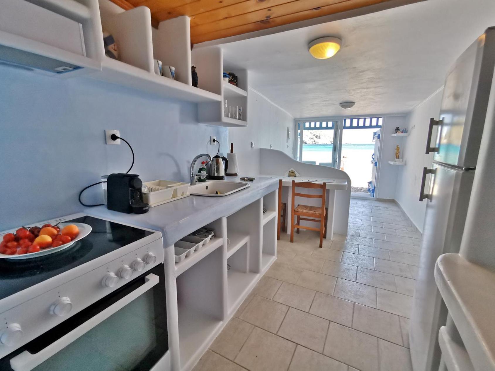 Blue Mare Apartments On The Beach Firopotamos Cameră foto